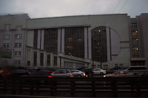 Impressions from the bus ride through 
				Moscow from the airport to the train station